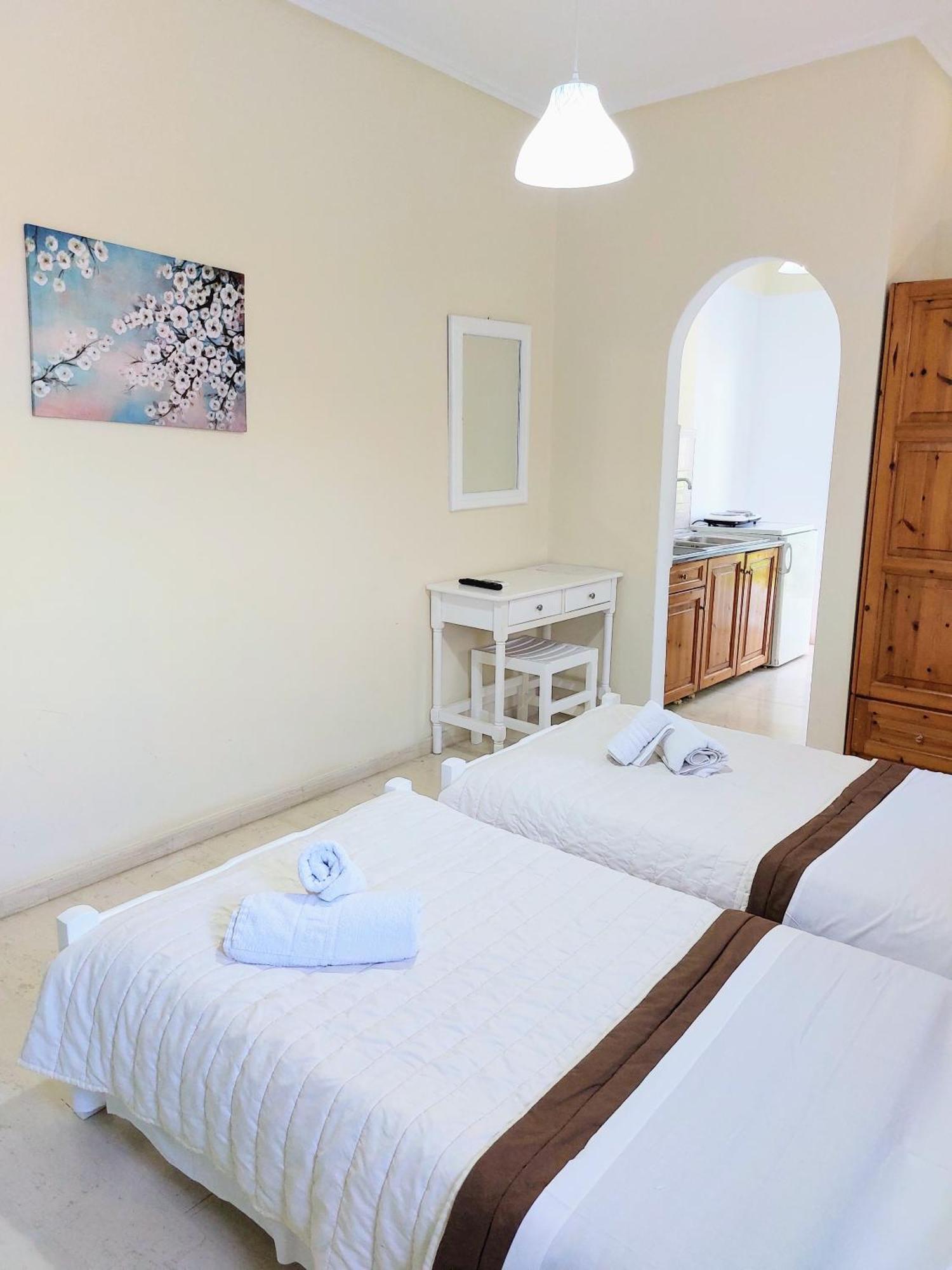 Athina Apartments Argassi Eksteriør billede