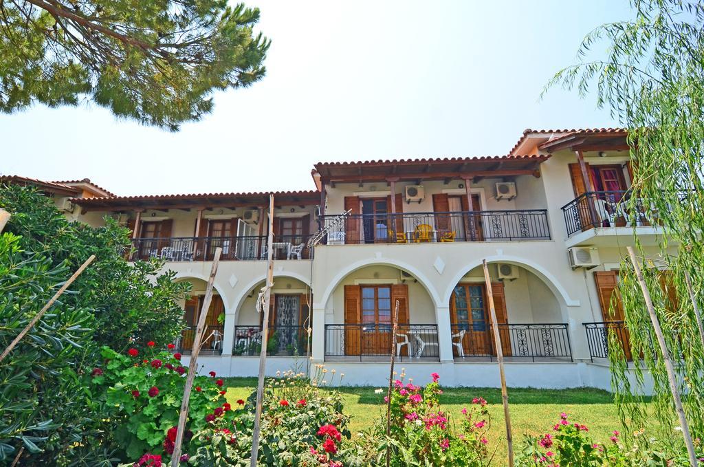 Athina Apartments Argassi Eksteriør billede
